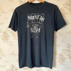 Vintage 80s Hooey's Tap Quincy T-Shirt | Faded Black | Size S/M (18x26.5”)
